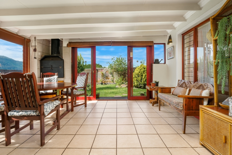 3 Bedroom Property for Sale in The Island Western Cape